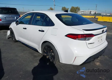 2021 Toyota Corolla Se Nightshade Edition z USA, uszkodzony, nr VIN 5YFS4MCE5MP067863